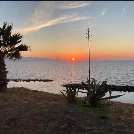 Casa Vacanza Da Mirella E Peppe Trappeto  Buitenkant foto